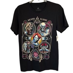 UNIVERSAL STUDIOS NWT 2023. Halloween Horror Nights Never Go Alone Size S.